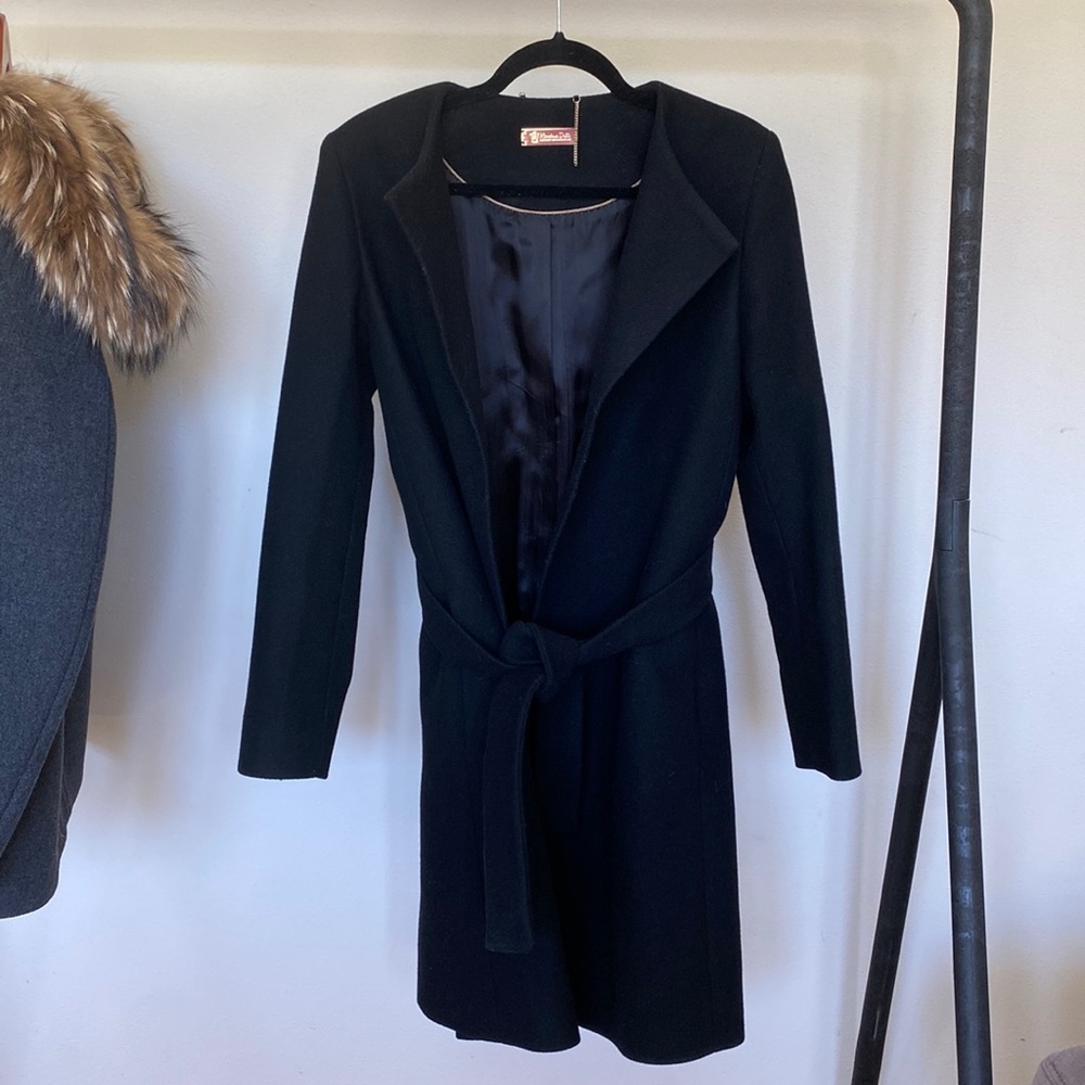 Black Massimo Dutti wool coat